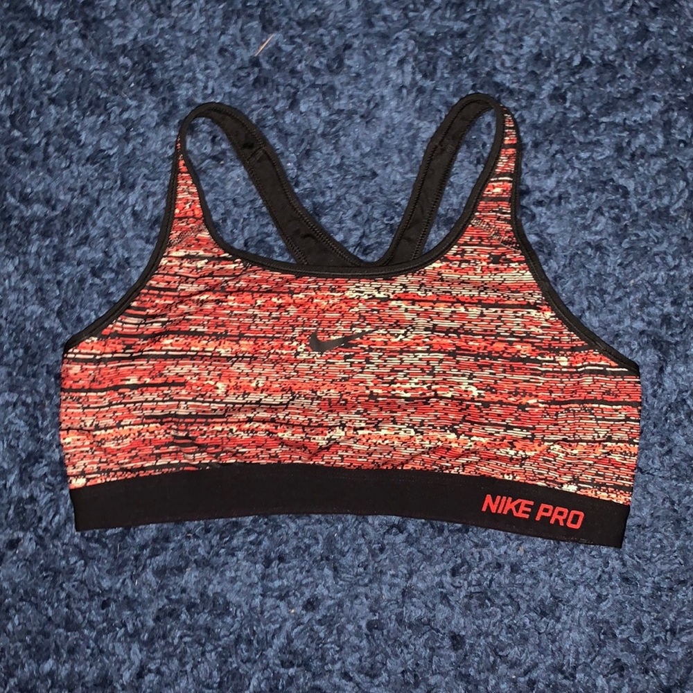 Red multicolored Nike sports bra size XL